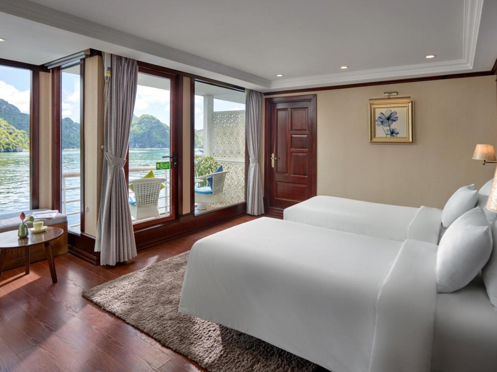 Lotus Boutique Cruise Hotel Hạ Long-öböl Kültér fotó