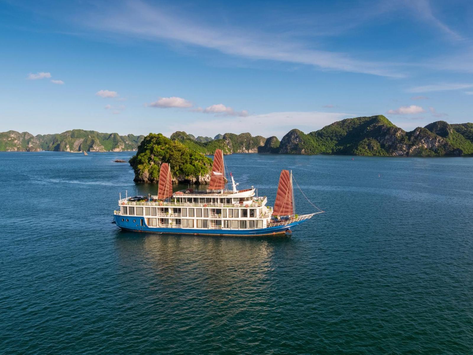 Lotus Boutique Cruise Hotel Hạ Long-öböl Kültér fotó